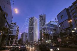 Image du Maroc Professionnelle de  Le Casablanca Twin Center est situé sur le Boulevard Zerktouni, ce quartier fait partie du centre moderne de la ville,  Dimanche 11 Février 2007. (Photo / Abdeljalil Bounhar) 